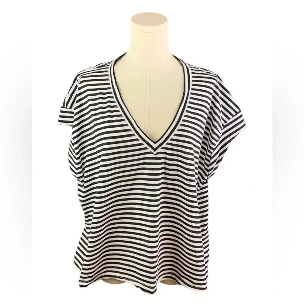 Express Black and White Striped V-Neck Short Sleeve Tee